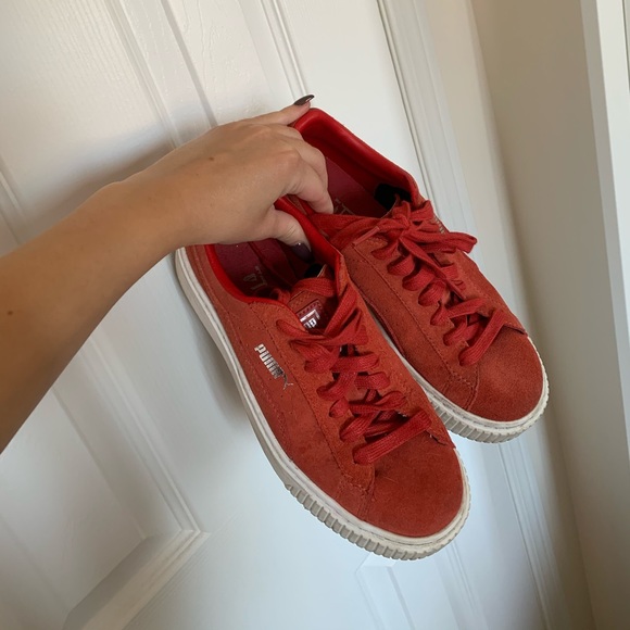 PUMA Suede Platform Sneakers - Picture 1 of 1